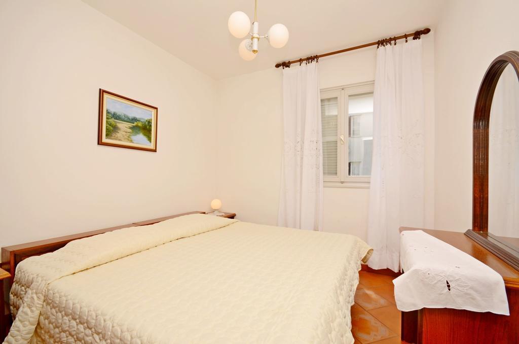 Apartments Dea Porec Luaran gambar