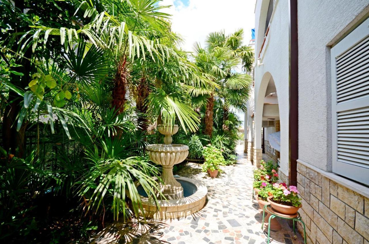 Apartments Dea Porec Luaran gambar
